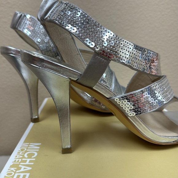 Michael Kors Farris sandal - Picture 5 of 7